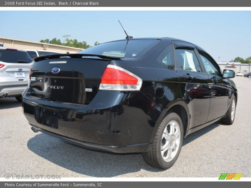 Black / Charcoal Black 2008 Ford Focus SES Sedan