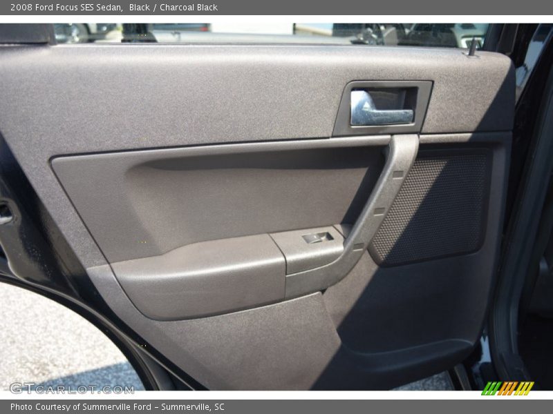 Black / Charcoal Black 2008 Ford Focus SES Sedan