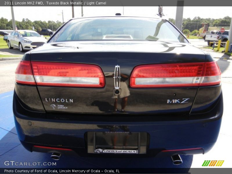 Tuxedo Black Metallic / Light Camel 2011 Lincoln MKZ FWD