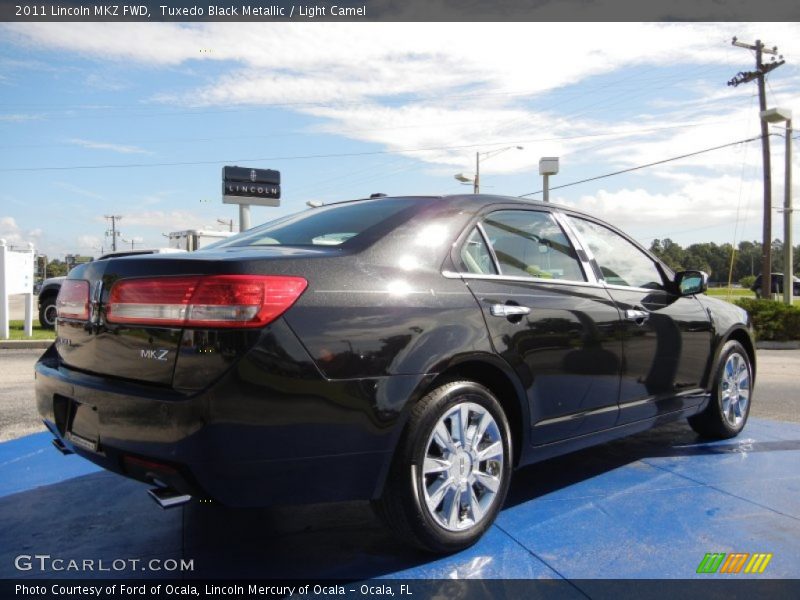 Tuxedo Black Metallic / Light Camel 2011 Lincoln MKZ FWD