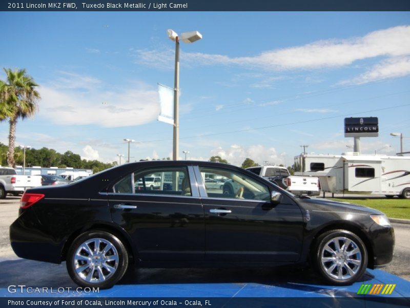 Tuxedo Black Metallic / Light Camel 2011 Lincoln MKZ FWD
