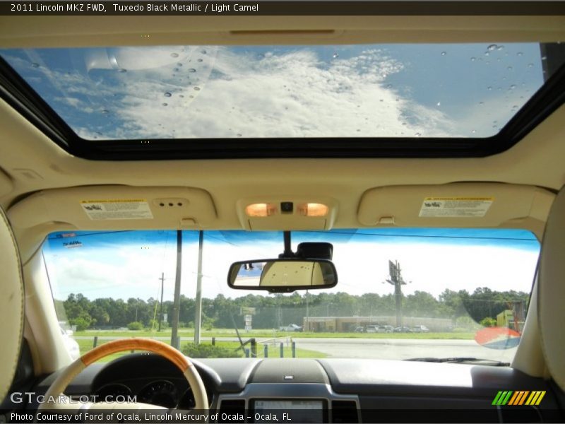 Tuxedo Black Metallic / Light Camel 2011 Lincoln MKZ FWD