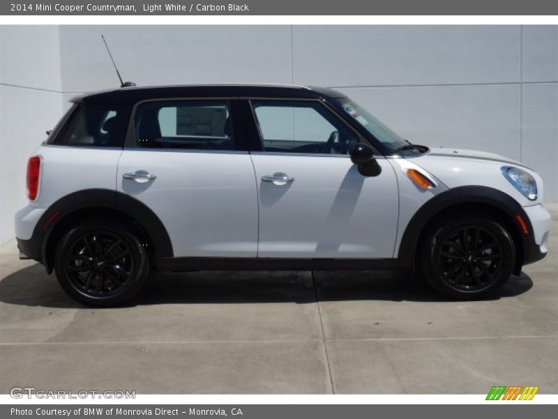 Light White / Carbon Black 2014 Mini Cooper Countryman