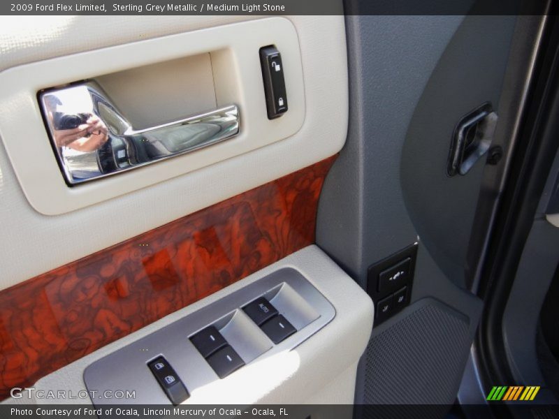 Sterling Grey Metallic / Medium Light Stone 2009 Ford Flex Limited