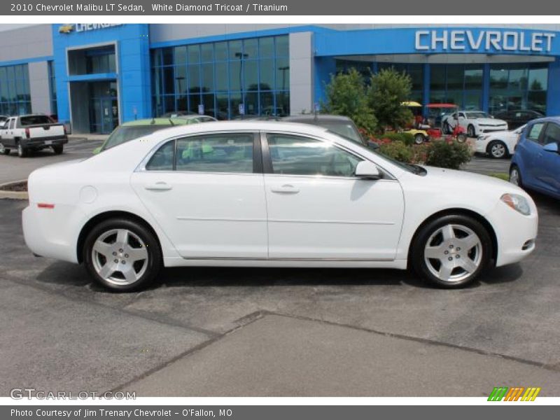 White Diamond Tricoat / Titanium 2010 Chevrolet Malibu LT Sedan