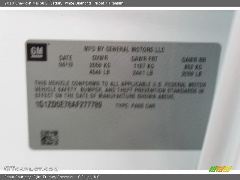 White Diamond Tricoat / Titanium 2010 Chevrolet Malibu LT Sedan