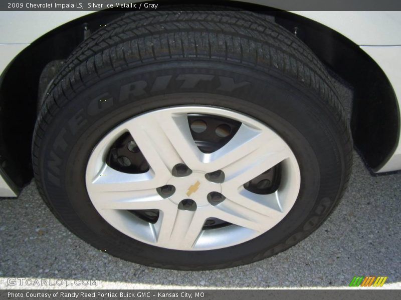 Silver Ice Metallic / Gray 2009 Chevrolet Impala LS