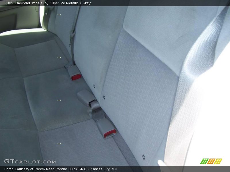Silver Ice Metallic / Gray 2009 Chevrolet Impala LS
