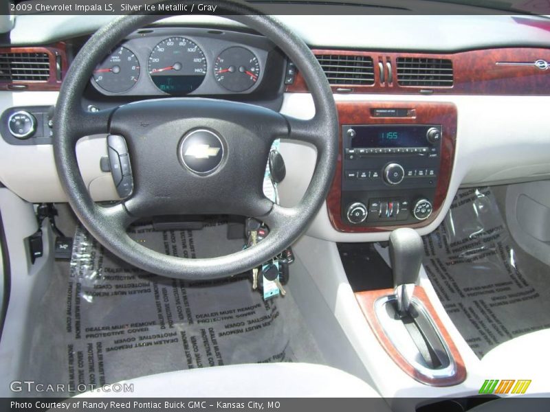 Silver Ice Metallic / Gray 2009 Chevrolet Impala LS