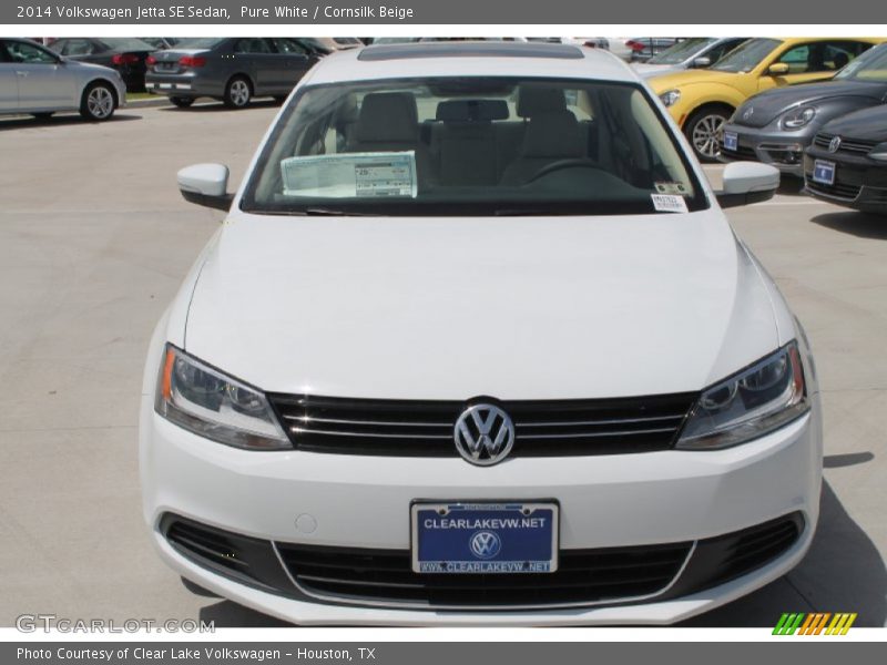 Pure White / Cornsilk Beige 2014 Volkswagen Jetta SE Sedan