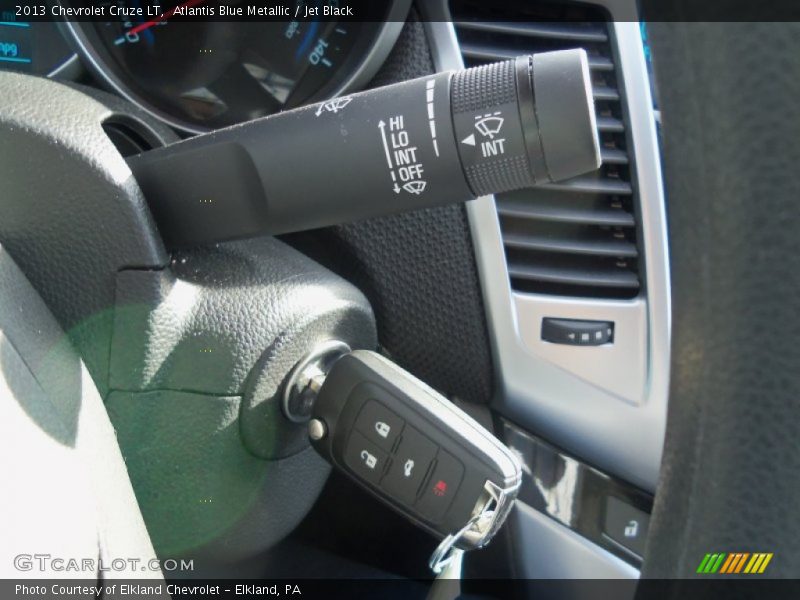 Atlantis Blue Metallic / Jet Black 2013 Chevrolet Cruze LT