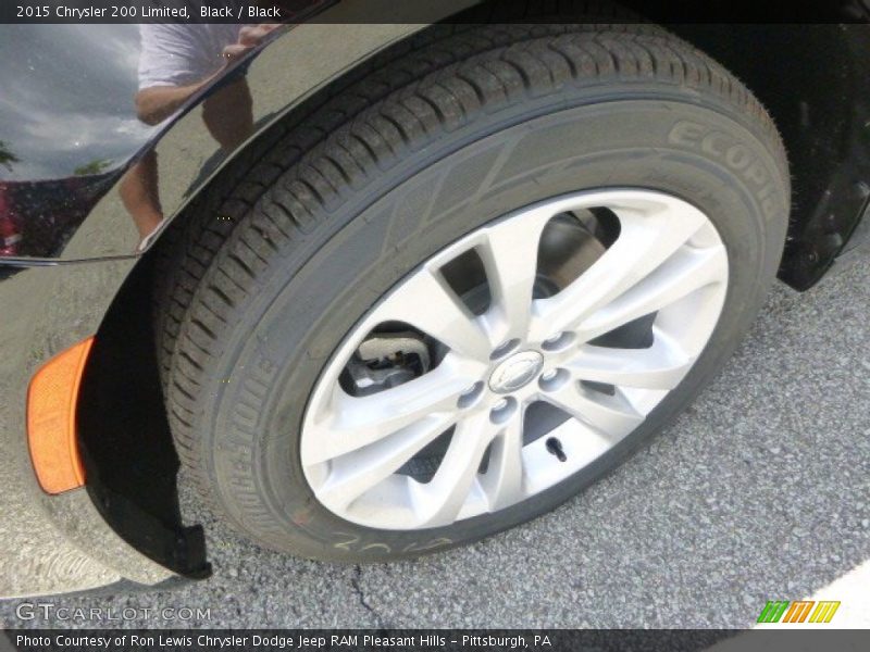 Black / Black 2015 Chrysler 200 Limited