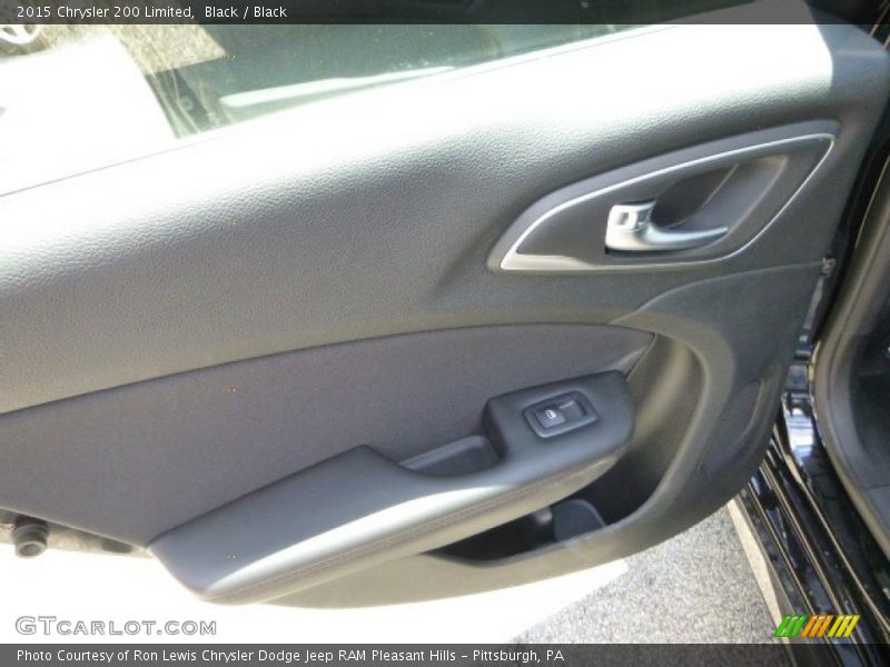 Black / Black 2015 Chrysler 200 Limited