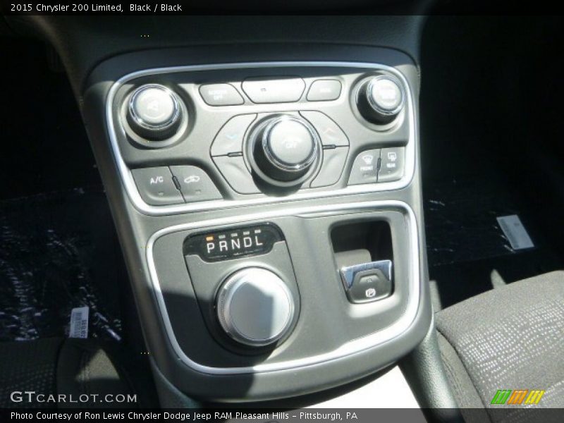 Black / Black 2015 Chrysler 200 Limited