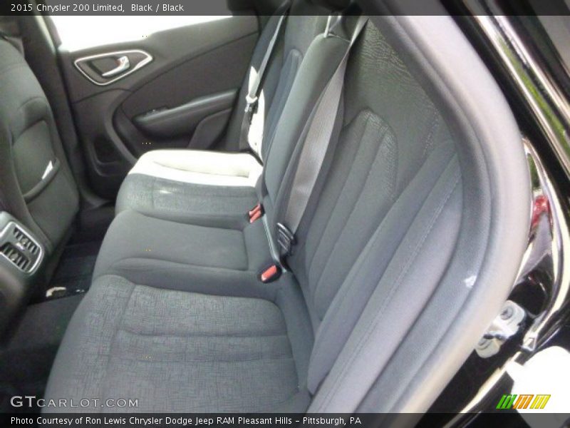 Black / Black 2015 Chrysler 200 Limited