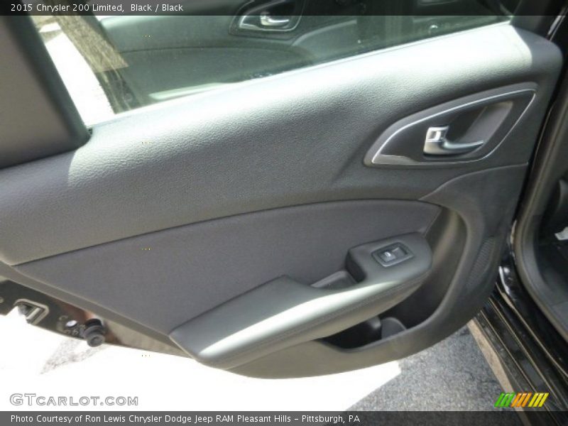 Black / Black 2015 Chrysler 200 Limited