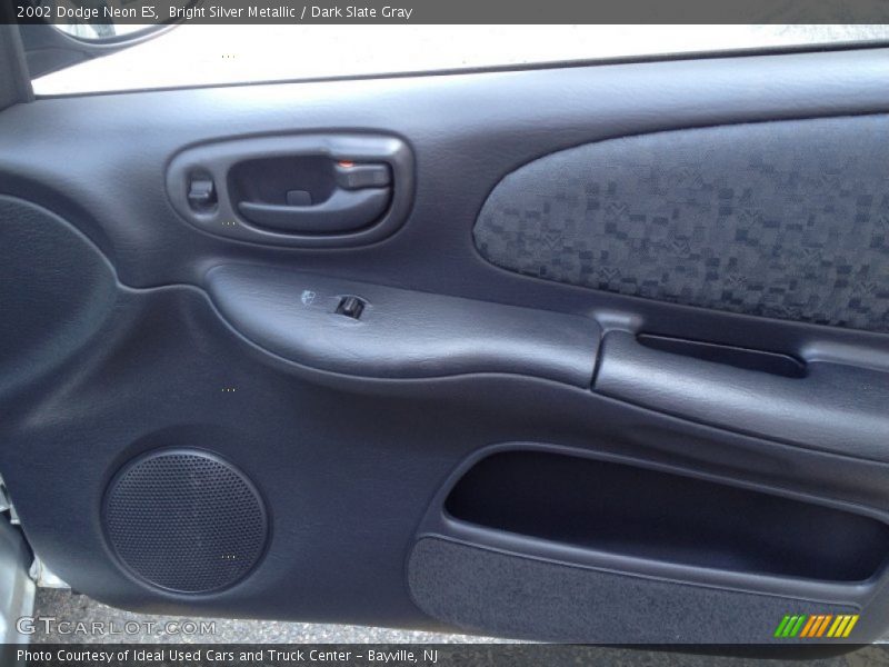 Bright Silver Metallic / Dark Slate Gray 2002 Dodge Neon ES