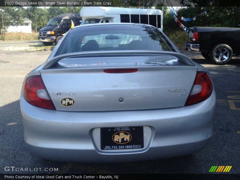 Bright Silver Metallic / Dark Slate Gray 2002 Dodge Neon ES