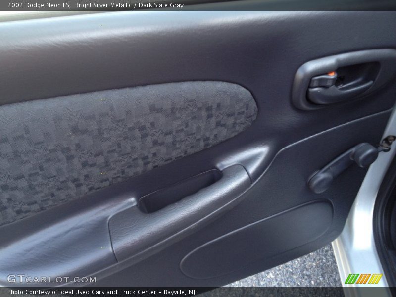 Bright Silver Metallic / Dark Slate Gray 2002 Dodge Neon ES