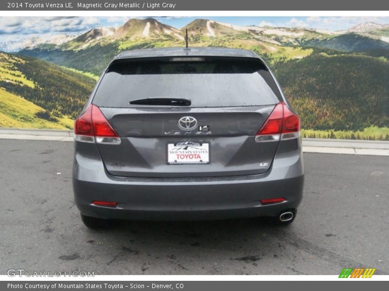 Magnetic Gray Metallic / Light Gray 2014 Toyota Venza LE