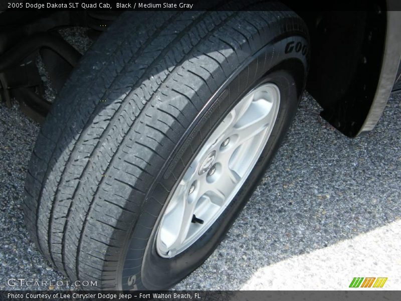 Black / Medium Slate Gray 2005 Dodge Dakota SLT Quad Cab