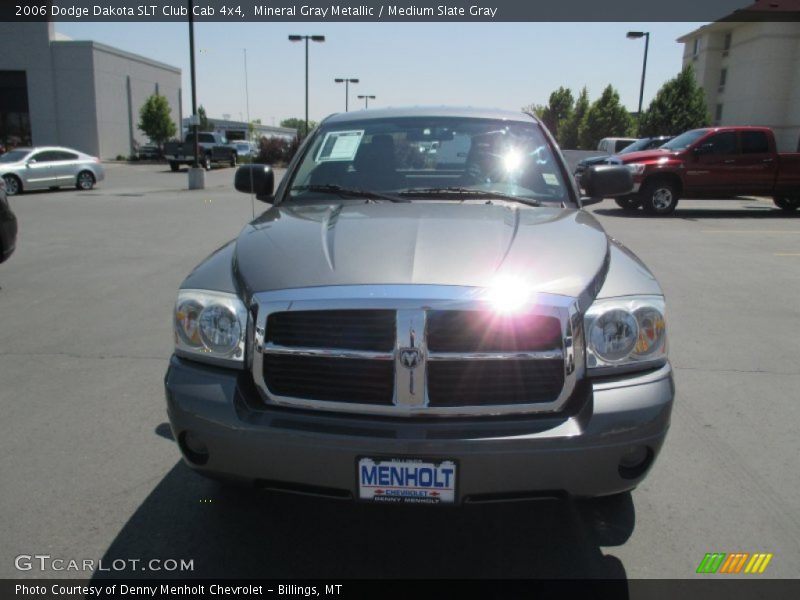 Mineral Gray Metallic / Medium Slate Gray 2006 Dodge Dakota SLT Club Cab 4x4