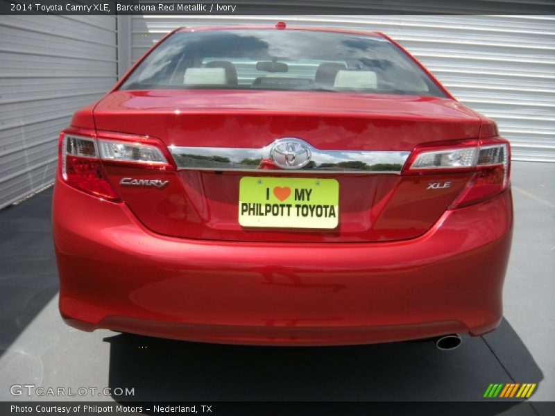 Barcelona Red Metallic / Ivory 2014 Toyota Camry XLE