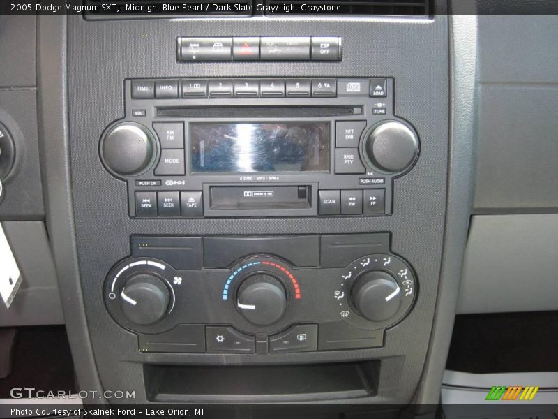 Midnight Blue Pearl / Dark Slate Gray/Light Graystone 2005 Dodge Magnum SXT