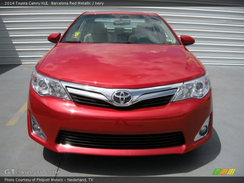 Barcelona Red Metallic / Ivory 2014 Toyota Camry XLE