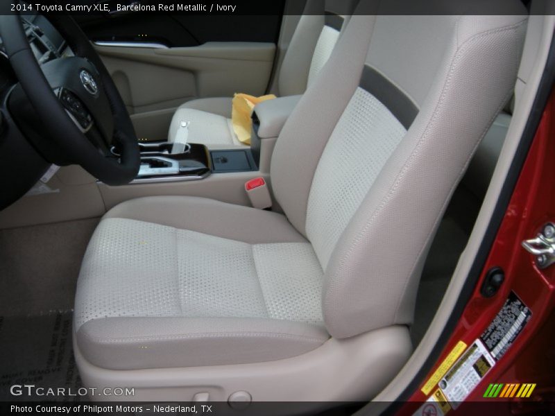 Front Seat of 2014 Camry XLE