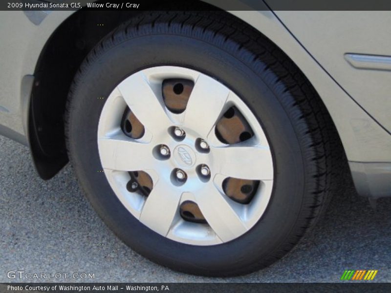 Willow Gray / Gray 2009 Hyundai Sonata GLS