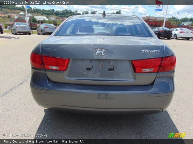 Willow Gray / Gray 2009 Hyundai Sonata GLS