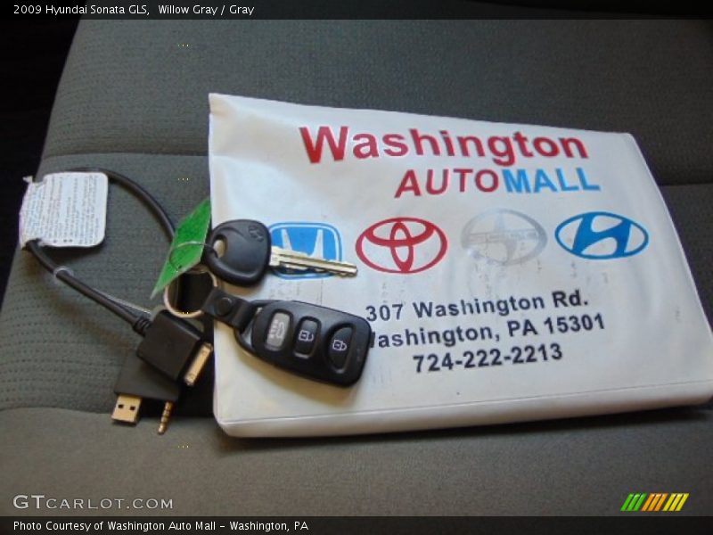 Willow Gray / Gray 2009 Hyundai Sonata GLS