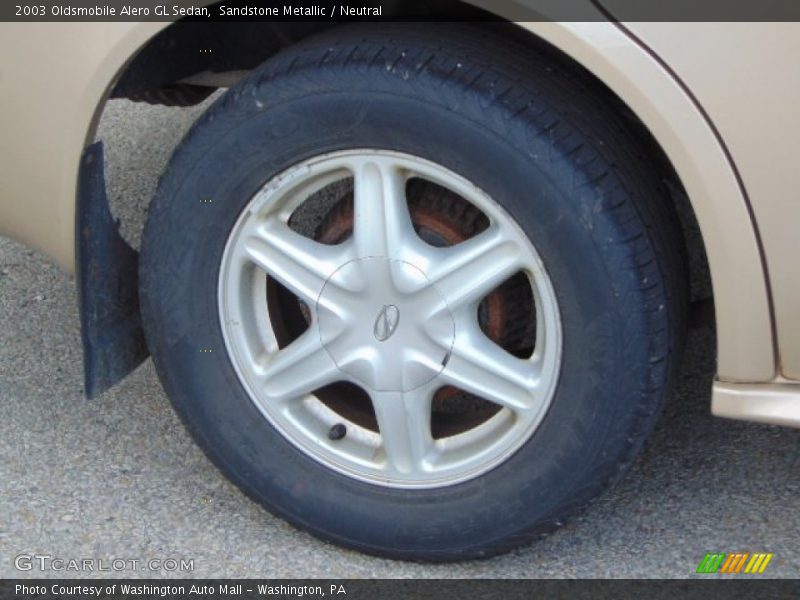 Sandstone Metallic / Neutral 2003 Oldsmobile Alero GL Sedan