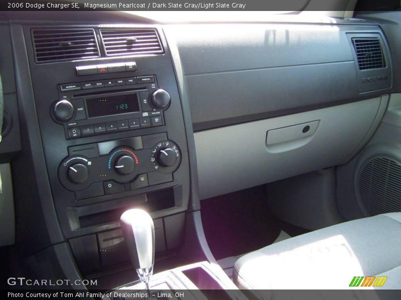 Magnesium Pearlcoat / Dark Slate Gray/Light Slate Gray 2006 Dodge Charger SE