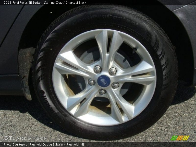 Sterling Gray / Charcoal Black 2013 Ford Focus SE Sedan