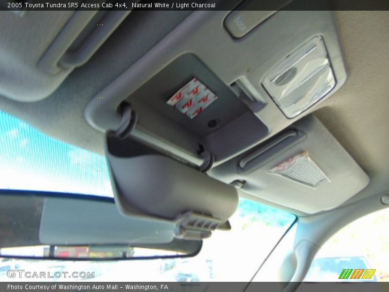 Natural White / Light Charcoal 2005 Toyota Tundra SR5 Access Cab 4x4