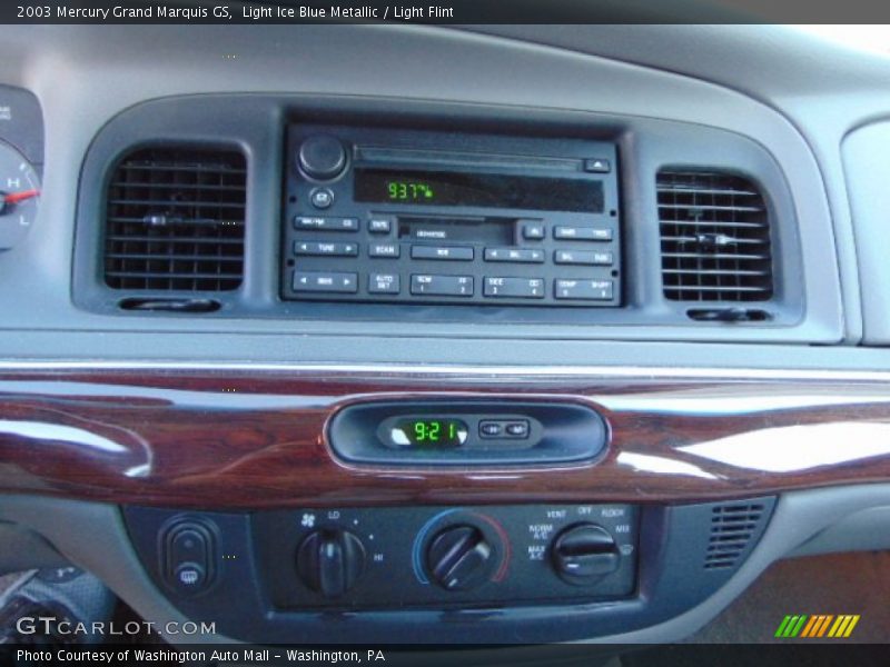 Light Ice Blue Metallic / Light Flint 2003 Mercury Grand Marquis GS