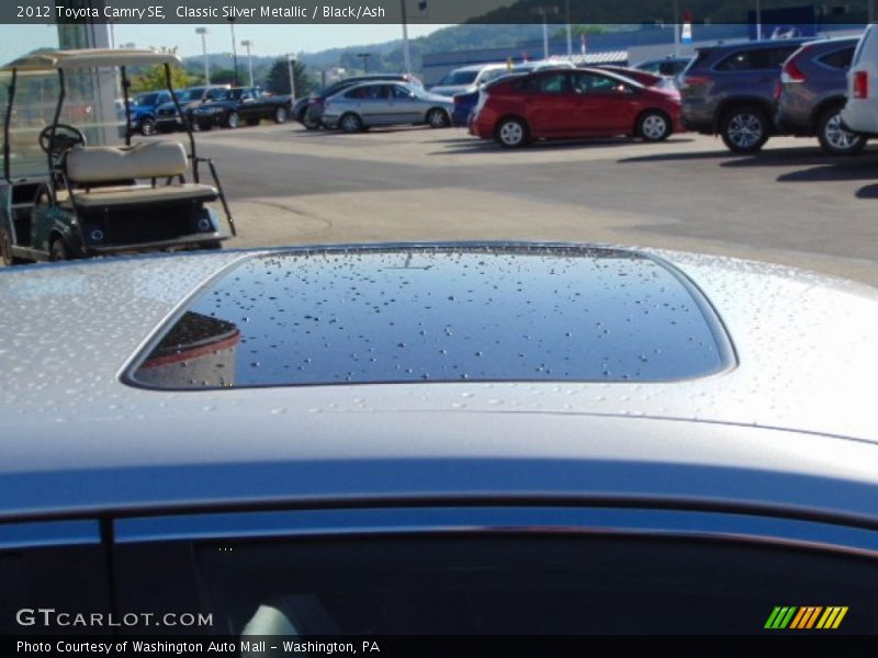 Classic Silver Metallic / Black/Ash 2012 Toyota Camry SE
