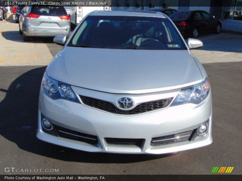 Classic Silver Metallic / Black/Ash 2012 Toyota Camry SE