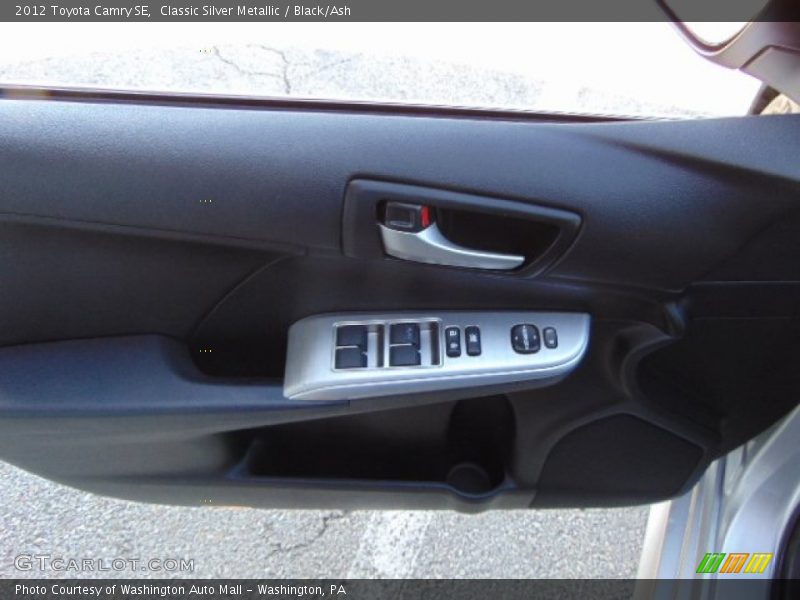 Classic Silver Metallic / Black/Ash 2012 Toyota Camry SE