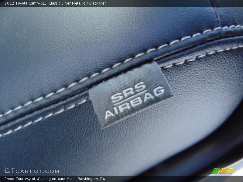 Classic Silver Metallic / Black/Ash 2012 Toyota Camry SE