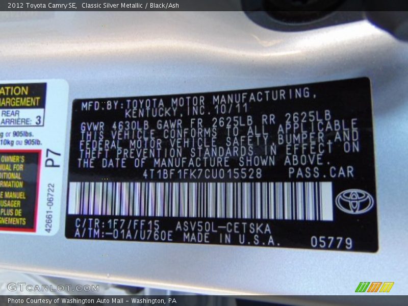 Classic Silver Metallic / Black/Ash 2012 Toyota Camry SE