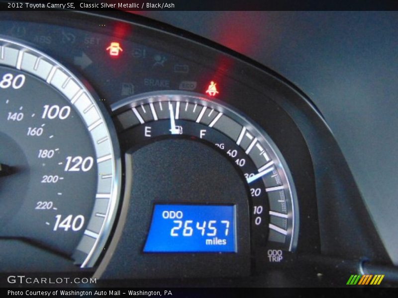 Classic Silver Metallic / Black/Ash 2012 Toyota Camry SE