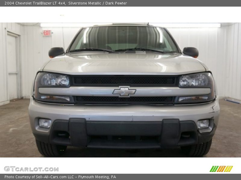 Silverstone Metallic / Dark Pewter 2004 Chevrolet TrailBlazer LT 4x4