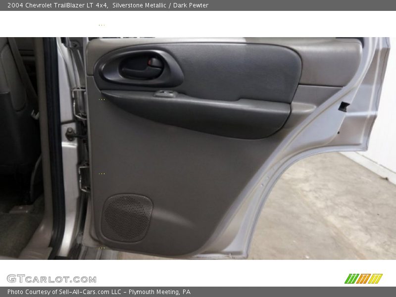 Silverstone Metallic / Dark Pewter 2004 Chevrolet TrailBlazer LT 4x4