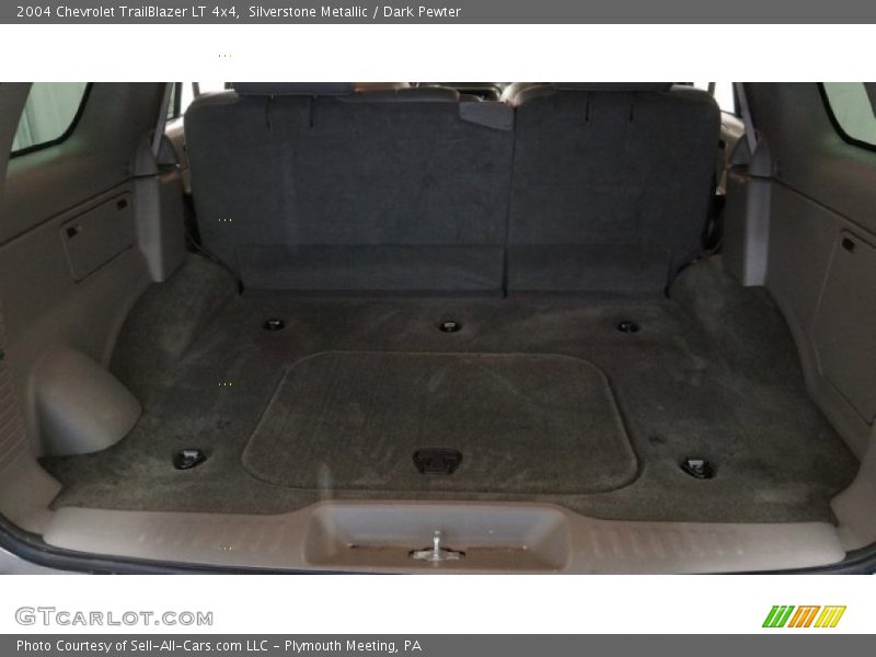 Silverstone Metallic / Dark Pewter 2004 Chevrolet TrailBlazer LT 4x4
