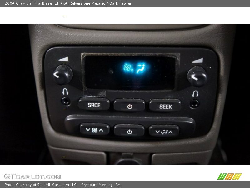 Silverstone Metallic / Dark Pewter 2004 Chevrolet TrailBlazer LT 4x4