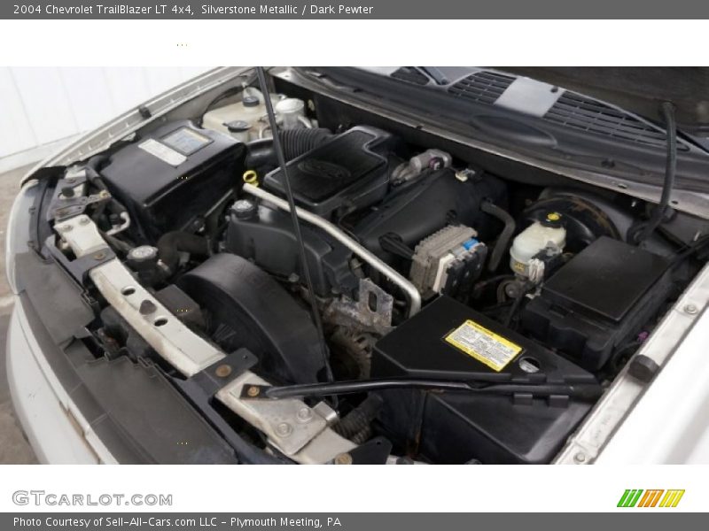 Silverstone Metallic / Dark Pewter 2004 Chevrolet TrailBlazer LT 4x4