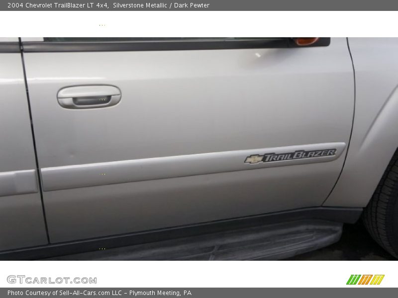 Silverstone Metallic / Dark Pewter 2004 Chevrolet TrailBlazer LT 4x4